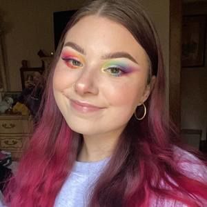 Meet your Posher, Marina